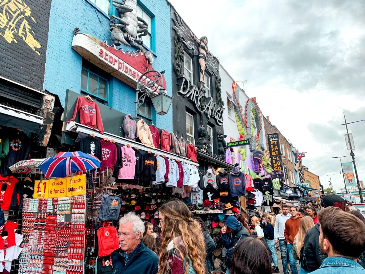Puestos del mercado de Camden Town