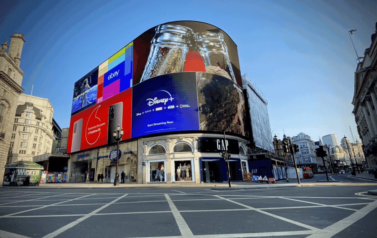 Piccadilly Circus, en el West End de Londres