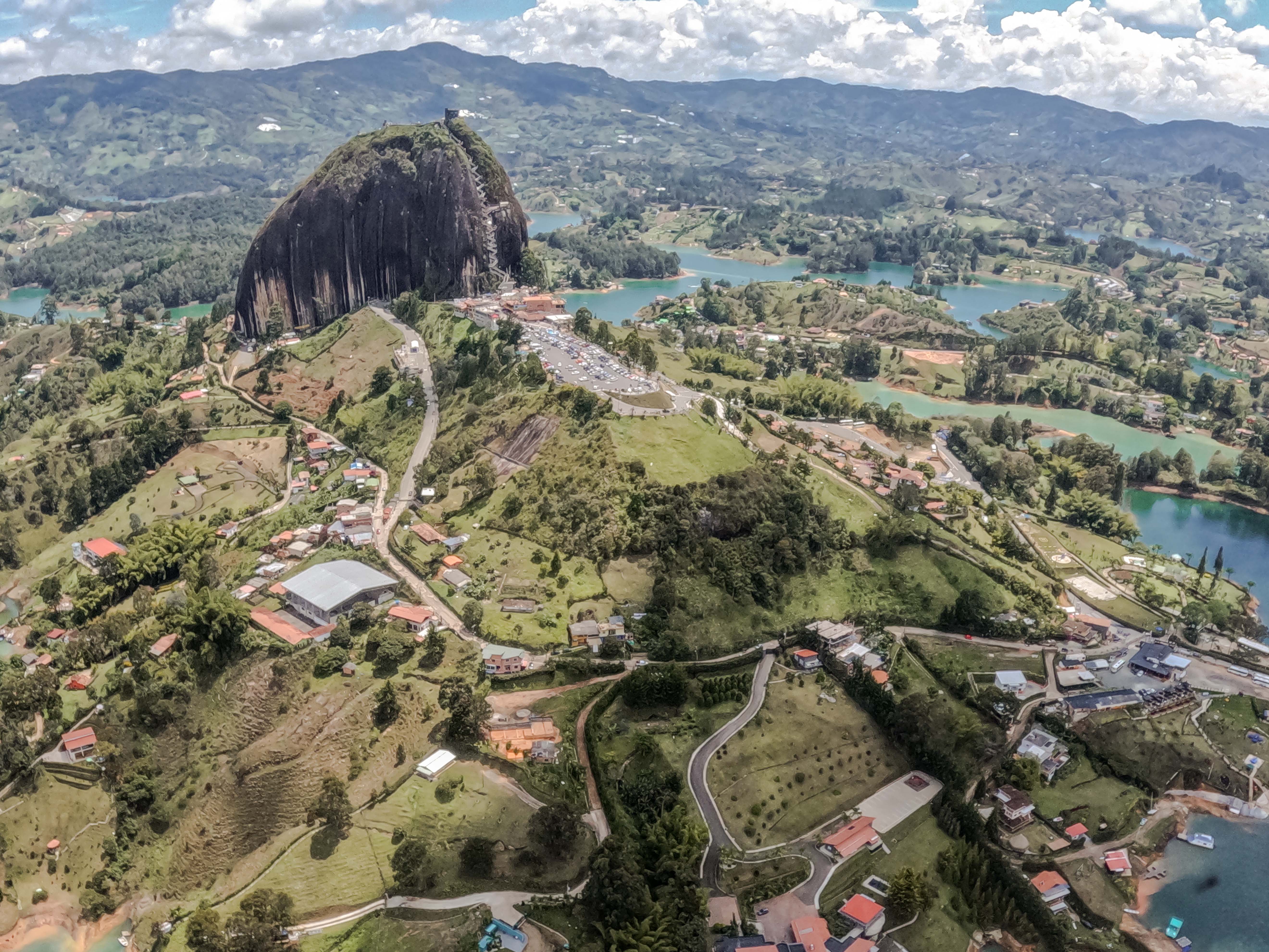 Foto area de Guatape en Colombia